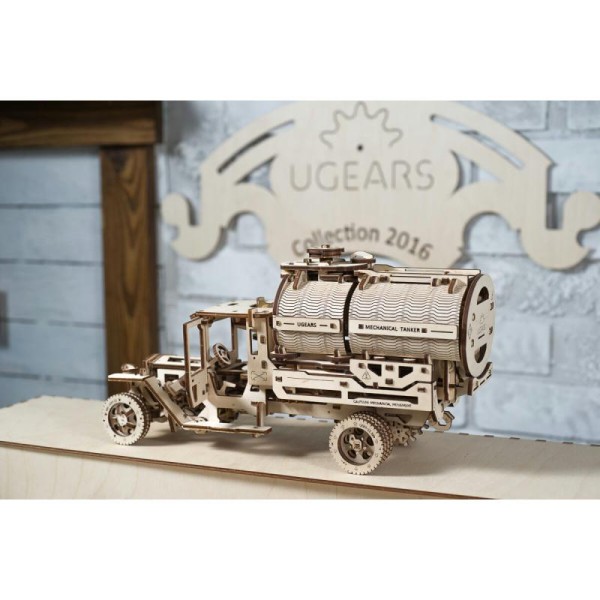 Camion Citerne – Puzzle 3d Mécanique en bois – Ugears France - Photo n°1