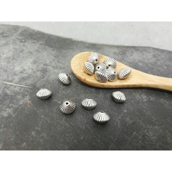 Grandes perles toupies bicone ethnique boho en métal couleur argenté, 7.5x5.5 mm, 10 pcs - Photo n°1