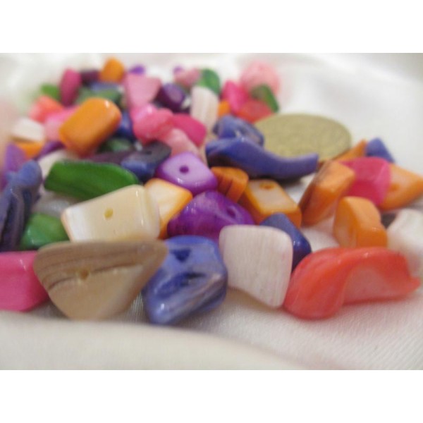 Perles chips coquillages, nacrées,assortiment 55/60 pièces,formes irrégulières LIVRAISON GRATUITE - Photo n°4