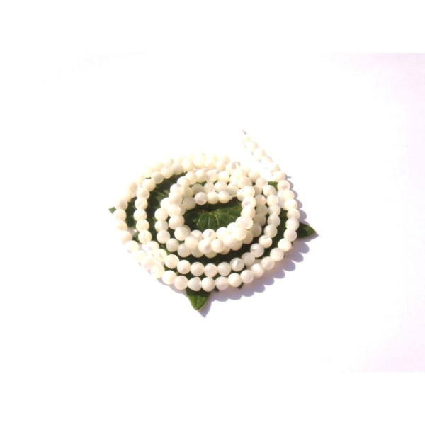 Nacre : 20 MICRO perles irrégulières 3 MM - Photo n°1