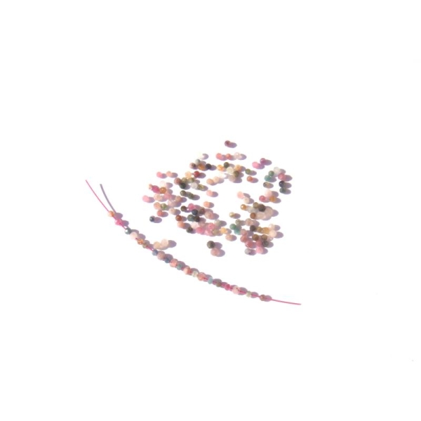 Tourmaline multicolore : 20 MICRO perles facettées irrégulières 2 MM - Photo n°1
