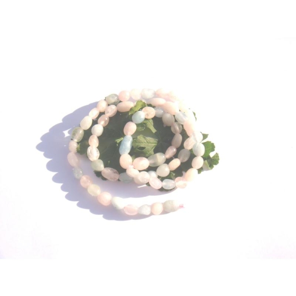 Béryl : 10 Petites perles irrégulières 4/6 MM de longueur x 4,5 MM - Photo n°1