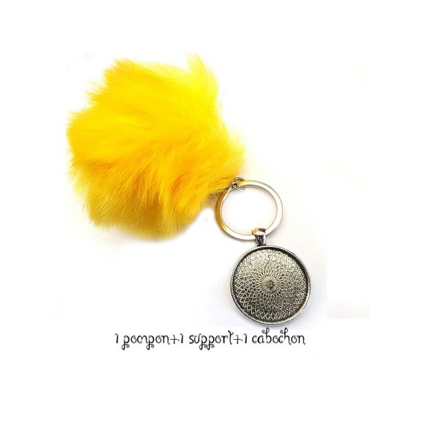 Kit Porte clés à décorer pompon inclus support pendentif et cabochon 30MM, couleur jaune - Photo n°1