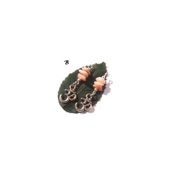 Ohm et Opale rose : Paire de pendentifs 3,5 CM de hauteur x 1,2 CM - Photo n°1