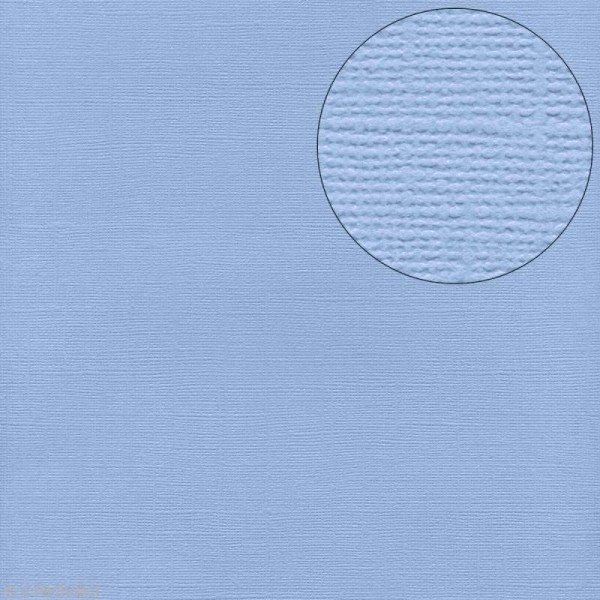 Papier scrapbooking Bazzill 30 x 30 cm - Texture - Sea water (bleu ciel) - Photo n°1