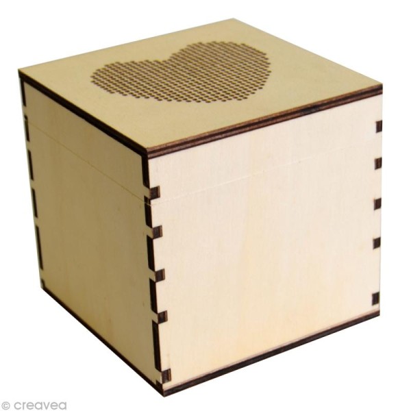 Kit Boîte carrée avec couvercle en bois à broder 12 cm - Coeur - Photo n°1