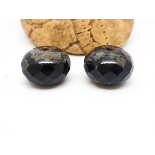 2 Perles Verre De Bohême Noir 14*8Mm Forme Potiron À Facettes - Photo n°1