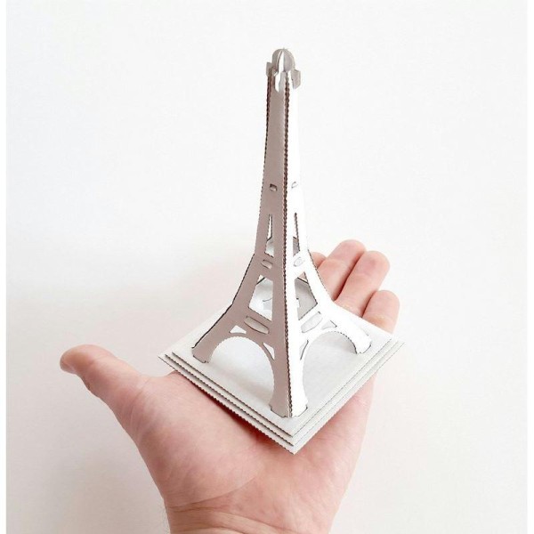 Mini Tour Eiffel en carton blanc à construire 16cm Maquette Leolandia - Photo n°4