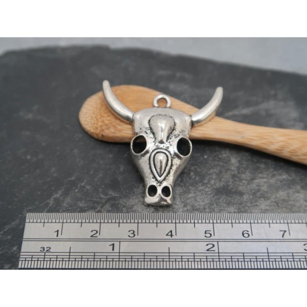Pendentif tête crane de vache buffle à cornes, ethnique boho, métal argenté, 36 mm, 1 pc - Photo n°3