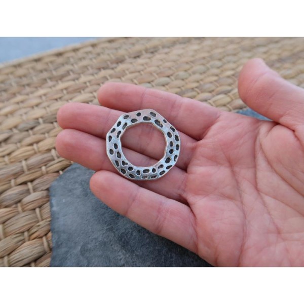 Grands anneaux ethnique ronds et martelés, métal argenté, 35 mm, 1 pc - Photo n°4
