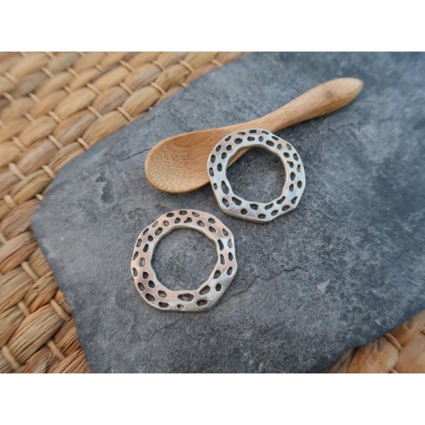 Grands anneaux ethnique ronds et martelés, métal argenté, 35 mm, 1 pc - Photo n°1