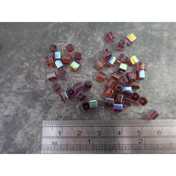 Perles intercalaires cubes en verre,violet reflets multicolore AB, 5 mm, 20 pcs - Photo n°4