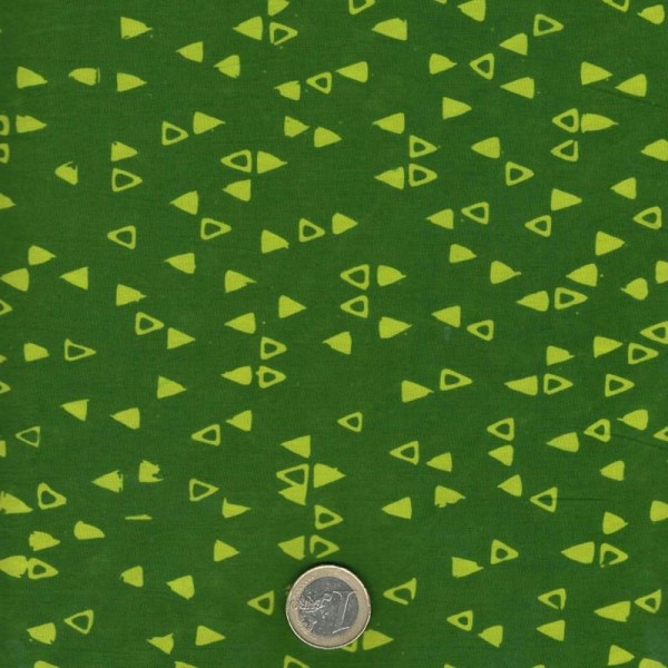 Tissu batik triangles fond vert forêt Dimensions:par 10 cm - Photo n°1