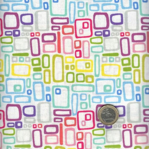 Tissu patchwork rectangles multicolores fond blanc cassé Dimensions:par 10 cm - Photo n°1