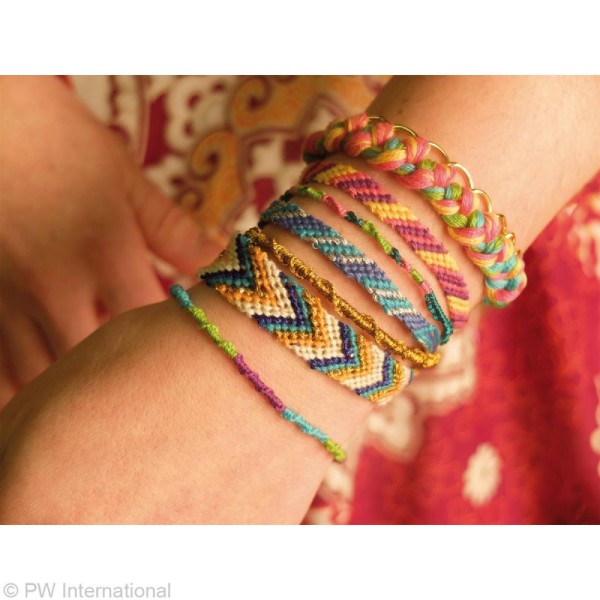 Fil pour bracelet brésilien - Amour - Multicolore + 4 métallisées - 12 pcs - Photo n°2