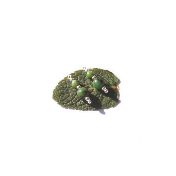 Jade Africain : 2 MINI pendentifs 2 CM de hauteur x 6 MM de diamètre - Photo n°1