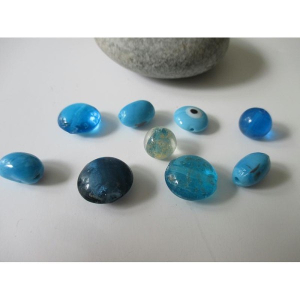 Lot de 9 perles de verre MURANO ton bleu clair et foncé - Photo n°1