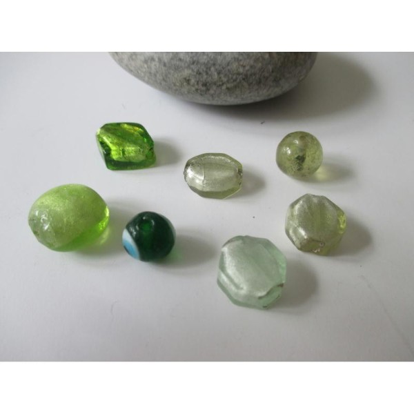 Lot de 7 perles de verre MURANO ton vert clair et foncé - Photo n°1