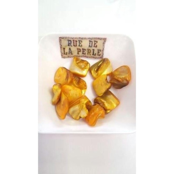 12 Perles en nacre percées jaune / orangé - Photo n°1