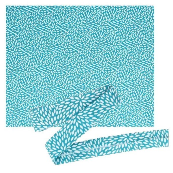 Tissu 55 x 45 cm & biais de couture 3 m x 2 cm - Bleu clair à pétales blancs - Photo n°1