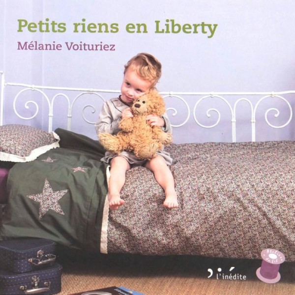 Livre couture, Petits riens en Liberty - Photo n°1