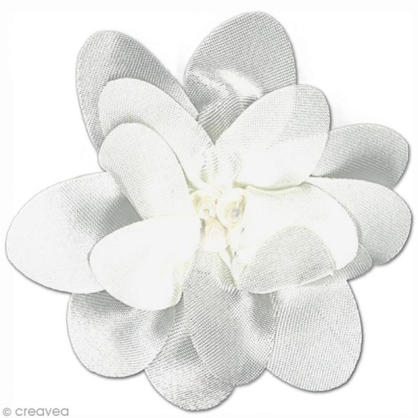 Motif thermocollant Les mariés - Fleur - Marguerite en satin blanc - 7 x 7 cm - Photo n°1