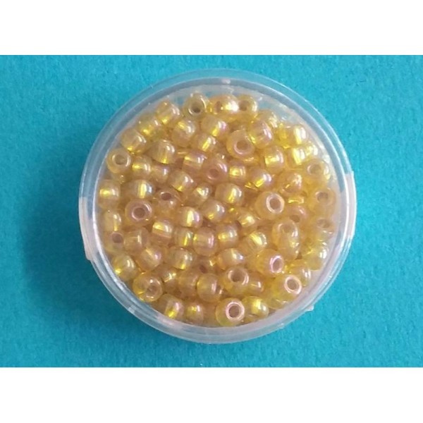 Perles de rocaille transparent jaune - Photo n°1