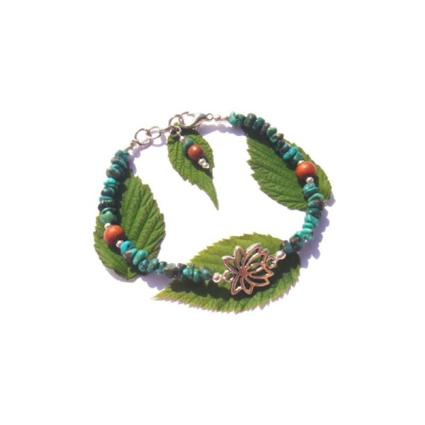 Bracelet Turquoise, Bois Bayong, Breloque Lotus 18,5 CM max - Photo n°1
