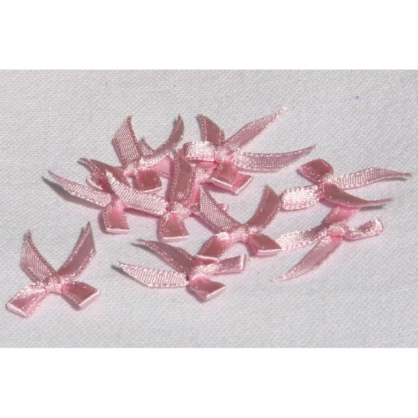 Lot de 10 Noeuds papillon en ruban de satin rose de 5 mm - Photo n°2