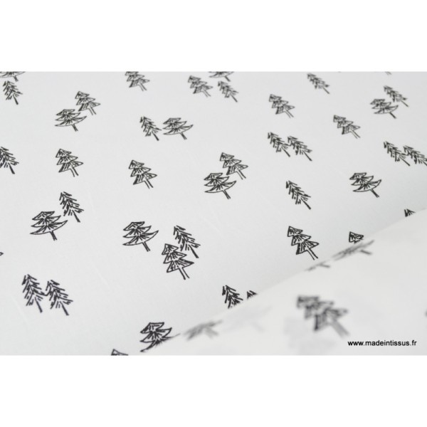 Tissu 100% coton imprimé Sapins noir sur fond blanc CONIFER .x1m - Photo n°1