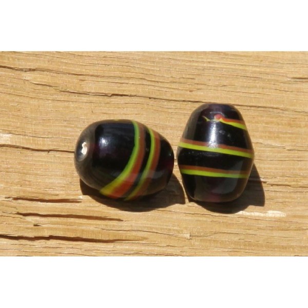 Perle en céramique ovale noire de 2 cm x 1.5 cm - Photo n°1