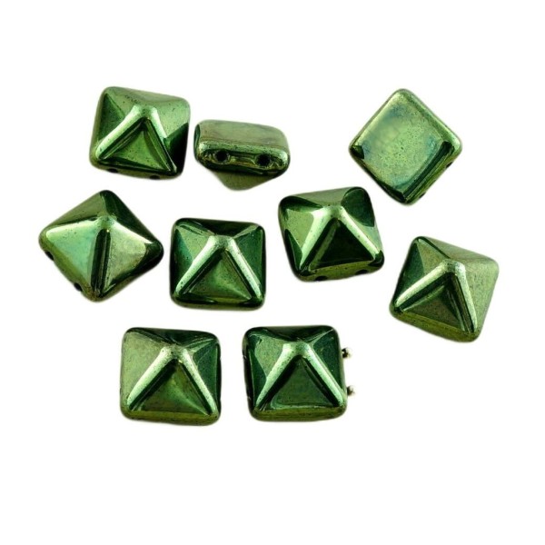 8pcs Vert Métallique Lustre Pyramide Goujon 2 Deux Trou de Verre tchèque Perles 12mm x 12mm - Photo n°1