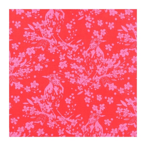 Tissu patchwork oiseau rose fond rouge - Painted Garden de Moda Dimensions:par 10 cm - Photo n°1