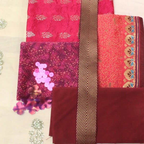 Assortiment de textiles indiens - Rose indien - Photo n°1