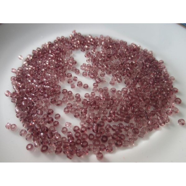 Lot de 25 gr de perles rocaille prune env 2 mm - Photo n°1