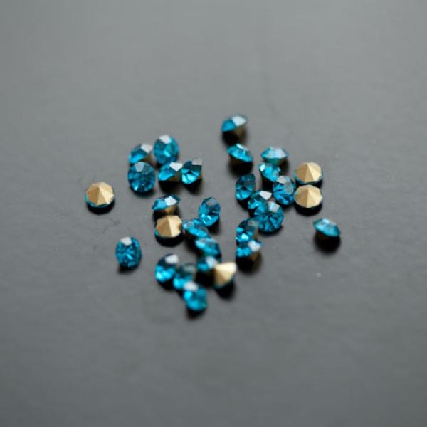 Strass en verre 3.5mm Bleu Turquoise x 27pcs - Photo n°1