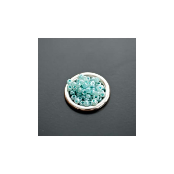 Perle de Rocaille 3mm Verre Bleu clair x 97pcs - Photo n°1