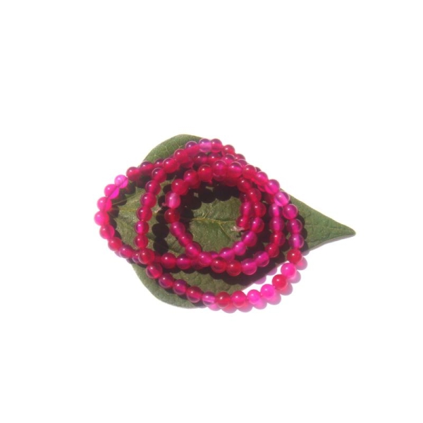 Agate teintée rose : 15 perles 4 mm de diamètre - Photo n°1