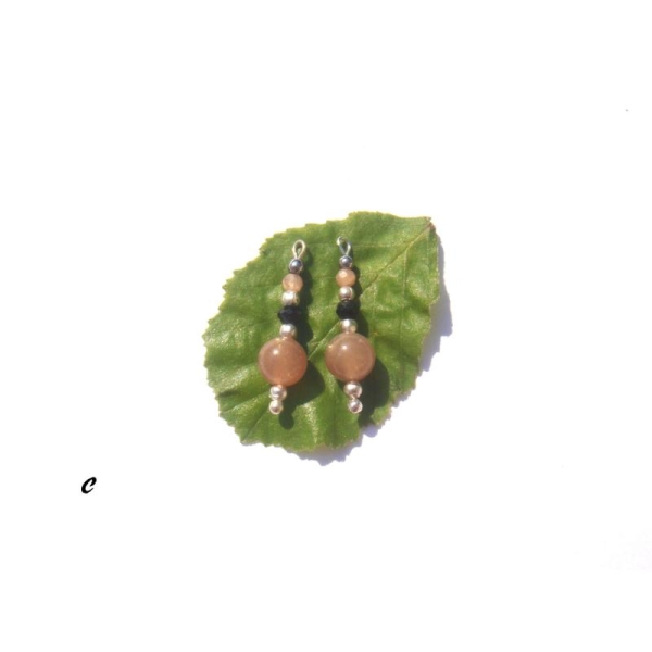 Pierre de Soleil, Spinelle : Paire de petits pendentifs 2,4 CM de hauteur - Photo n°1