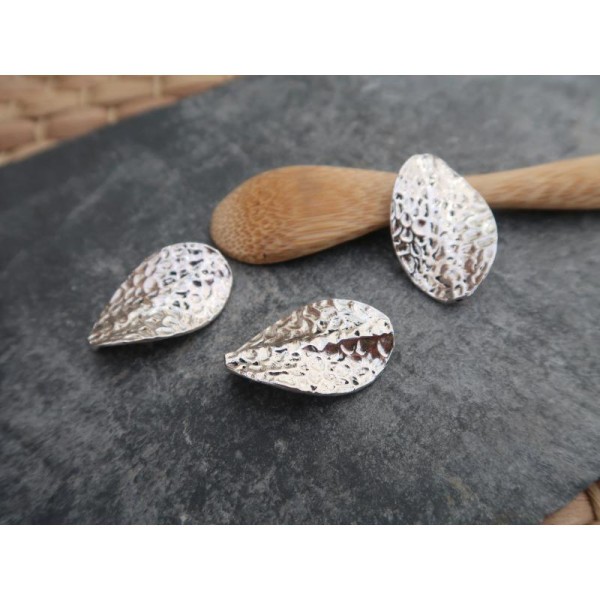 Perles ovales martelées en métal argenté, Perles intercalaires, 28x18 mm, 5 pcs - Photo n°1
