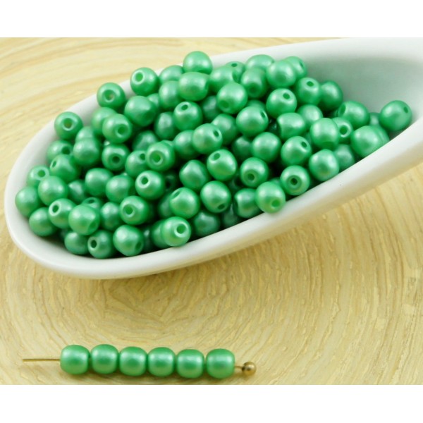 100pcs Perles Brillent Vert Ronde Verre tchèque Perles de Petite Entretoise de Graines de Rocailles - Photo n°1
