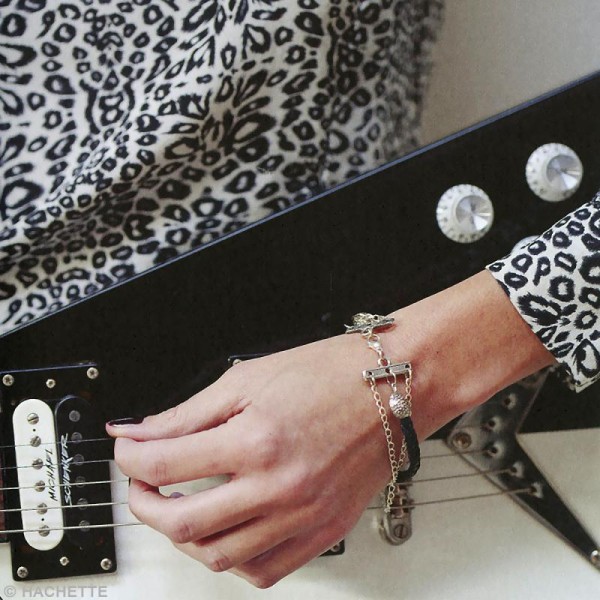 Livre Do It Yourself - Bracelets, liens et gris-gris - Céline Largenton - Photo n°5