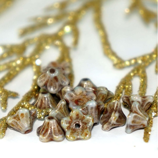 Picasso Brun Gris Petite Cloche Fleur tchèque Perles Fleur de Bouchons tchèque Bell Fleur de Petites - Photo n°1