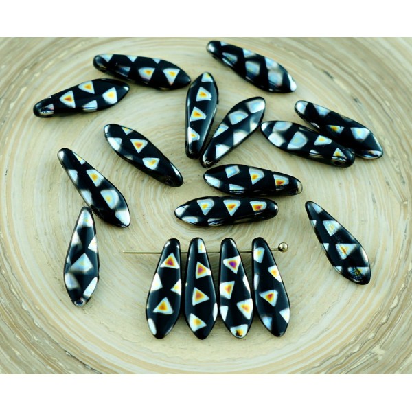 30pcs Noir Opaque Marea Triangles de Verre tchèque Poignard Perles Feuille Plate de 5 mm x 16mm - Photo n°1