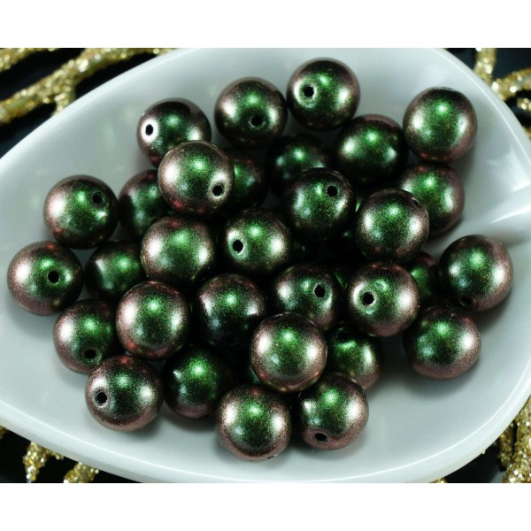 Métallique Opaque en Daim Vert Foncé Verre tchèque Perles Rondes en Prime Bohème 8mm 20pcs - Photo n°1