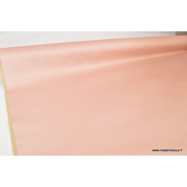 Tissu faux cuir brillant coloris ROSE - Photo n°2