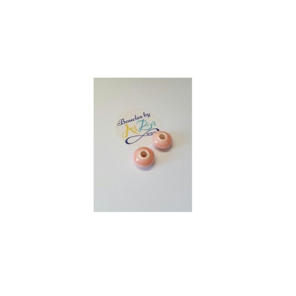Perles rondes roses en céramique 15mm x2 - Photo n°1