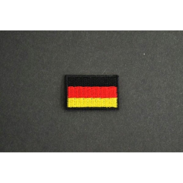 Application à  thermocoller drapeau Allemagne 2.8 cm x 1.8 cm - Photo n°1