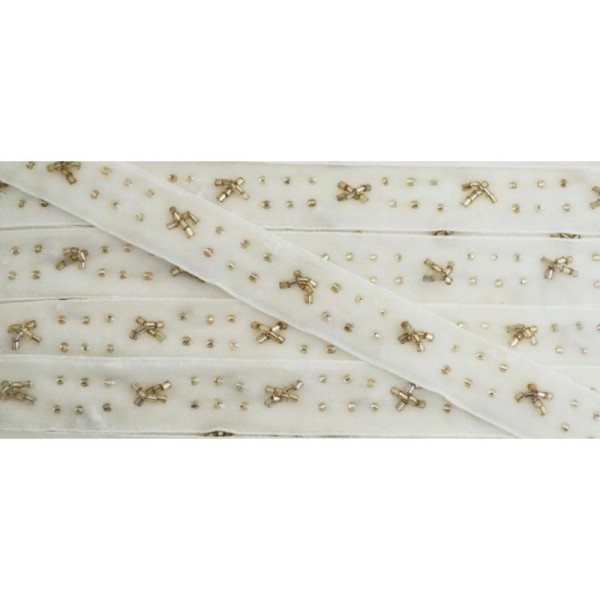 Galon perles cousues sur velours blanc 20mm - Photo n°1