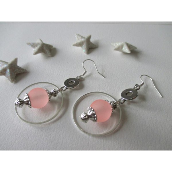 Kit boucles d'oreilles perle rose et anneaux argenté - Photo n°1